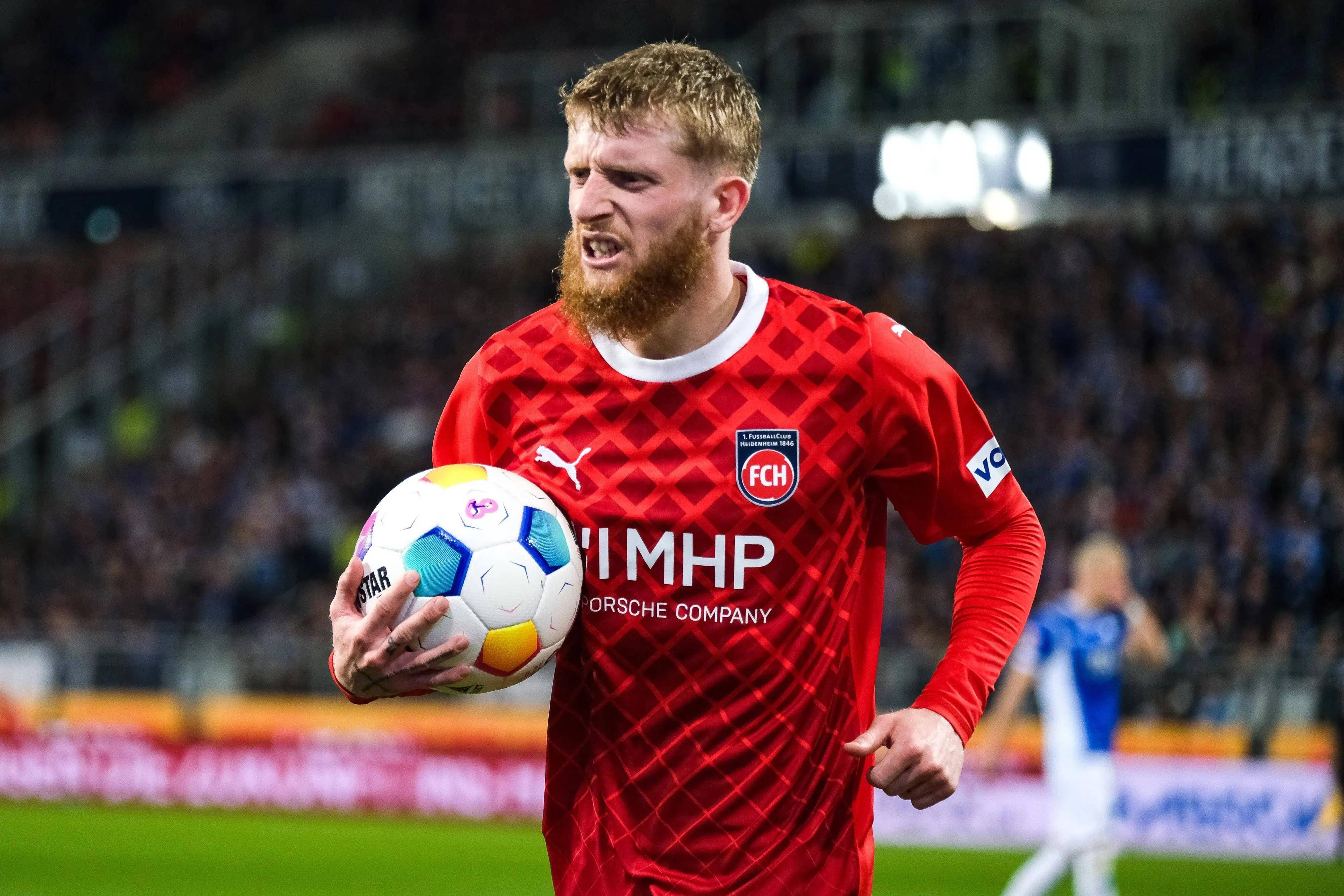 法兰克福主场大胜，德甲争冠形势岌岌可危的简单介绍