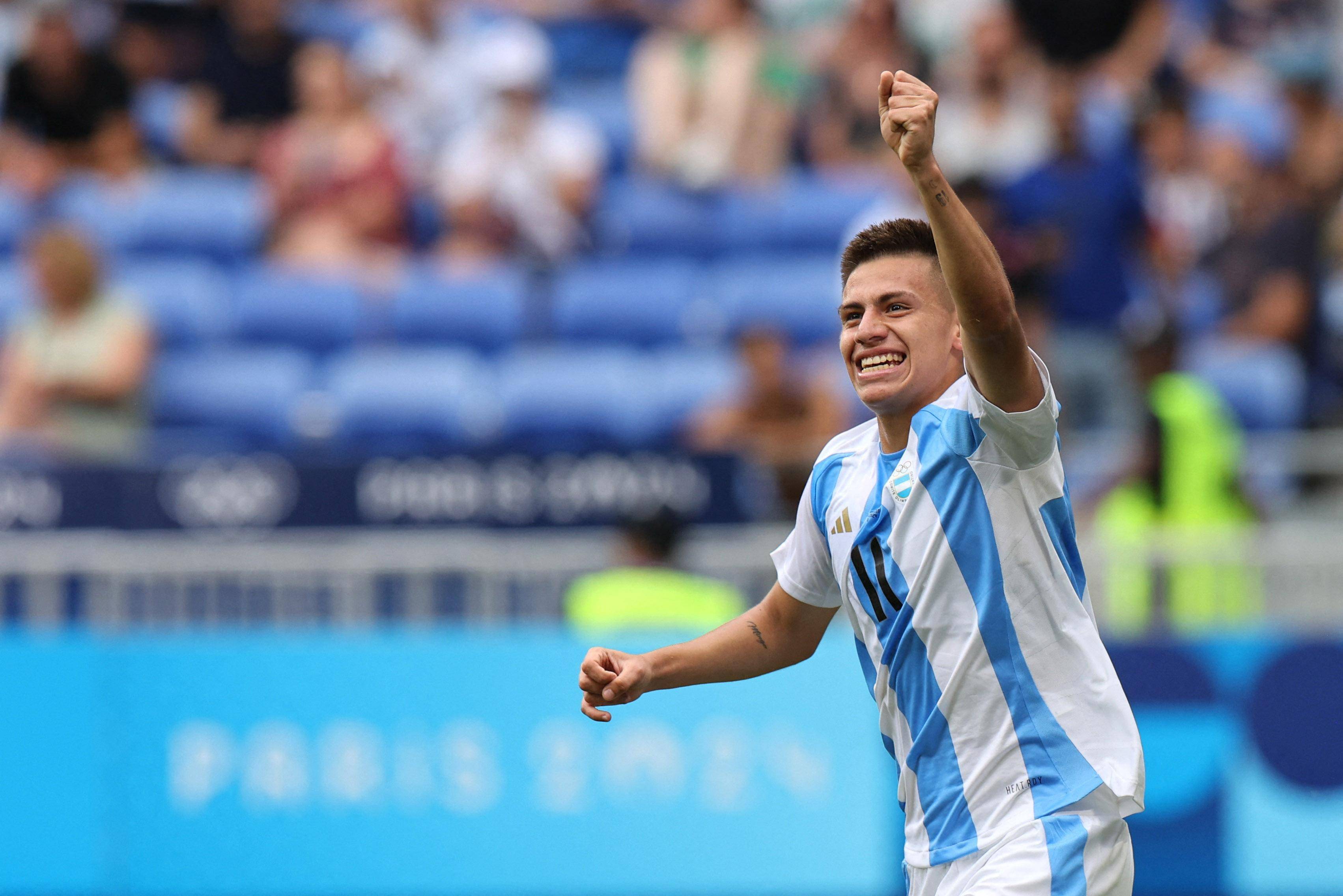 关于阿根廷球星受伤，或将缺席本赛季重要比赛的信息