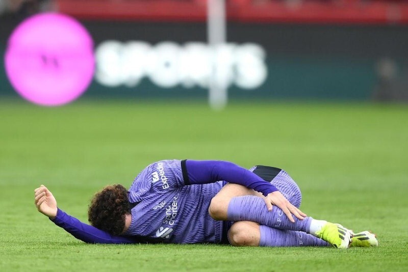 关于利物浦中场核心因伤休战，球队战斗力受损的信息