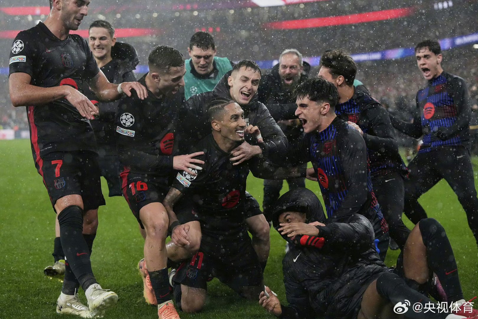 开云体育登录-实力强劲的球队遭遇不利局面，前景莫测的简单介绍