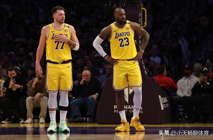 欧洲篮球比赛接近尾声，各队紧咬比分争夺冠军的简单介绍