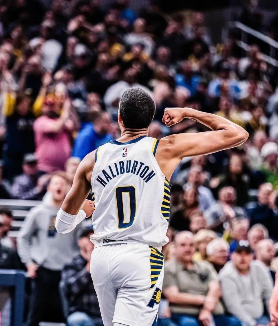 开云平台-包含步行者签约前国王控卫，加强进攻体系的词条