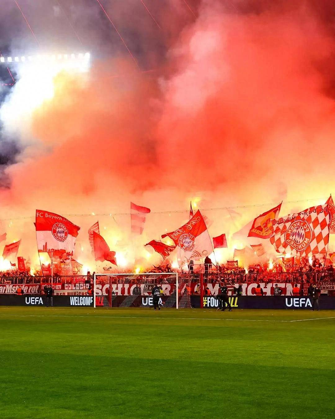 利物浦主场胜拜仁，锁定欧冠八强名额