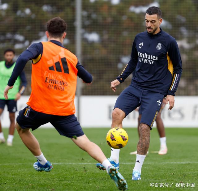 开云体育官网-格拉纳达门将表现神勇，连续多场零封对手