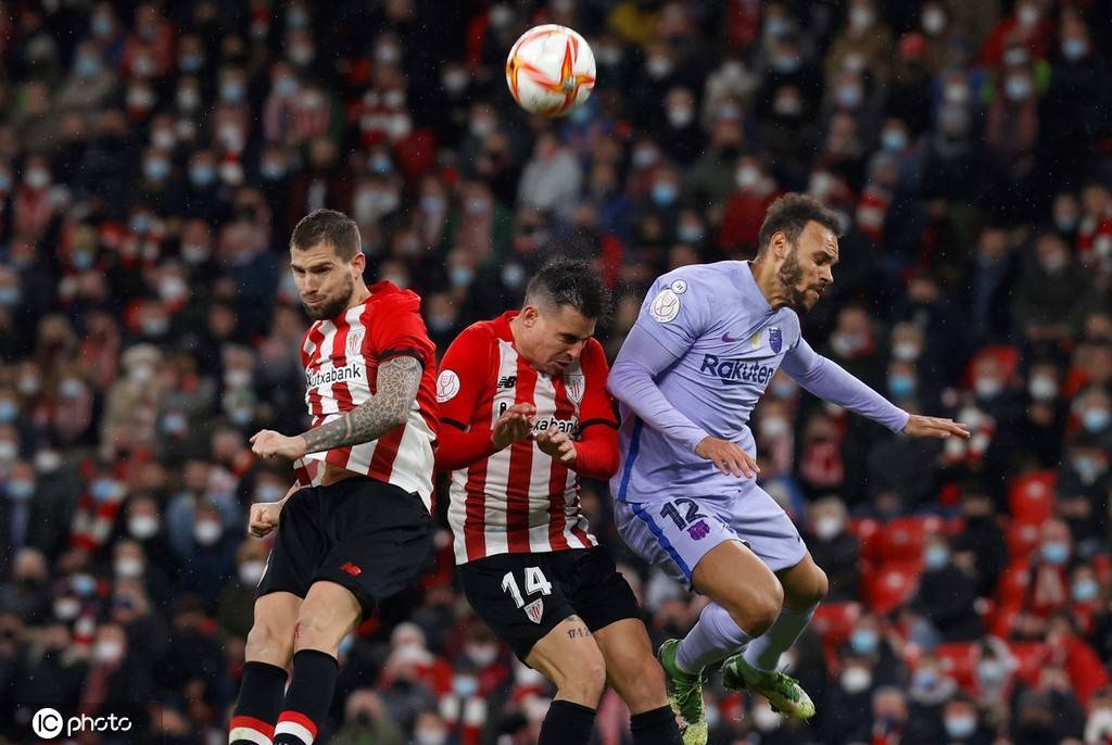 沃尔夫斯堡锋线高效，轻松击败对手的简单介绍