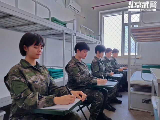 战术安排周密，比赛节奏激烈变化