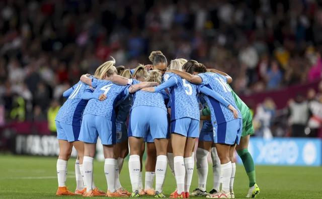 开云体育官方网站-包含世界杯热身赛：国际女足再次取得胜利的词条