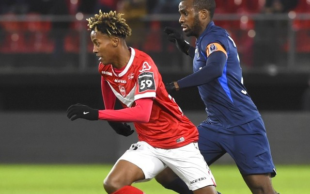 洛里昂主场大捷，-击败瓦朗谢纳的简单介绍