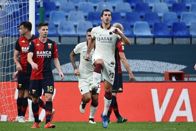 包含意甲赛场双雄对决，势均力敌一触即发的词条