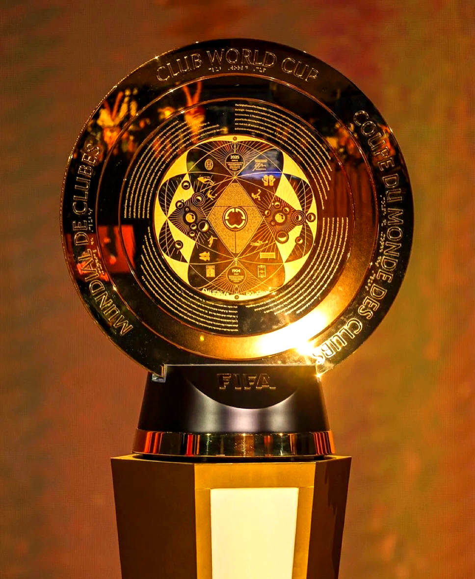 包含2025世俱杯：拉普拉塔大学生赛前焦点揭秘的词条