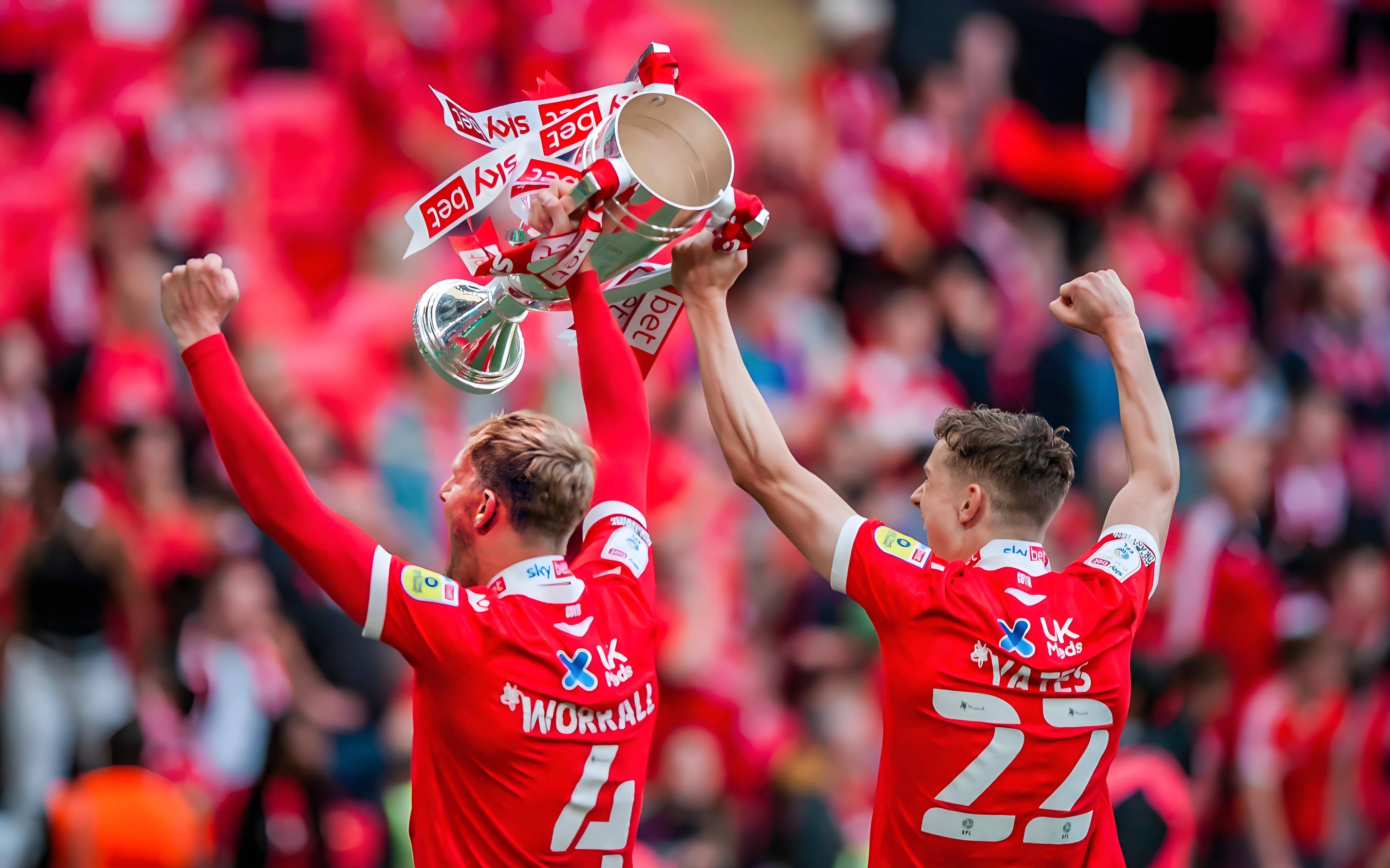 西汉姆联客场告捷，稳住保级位置