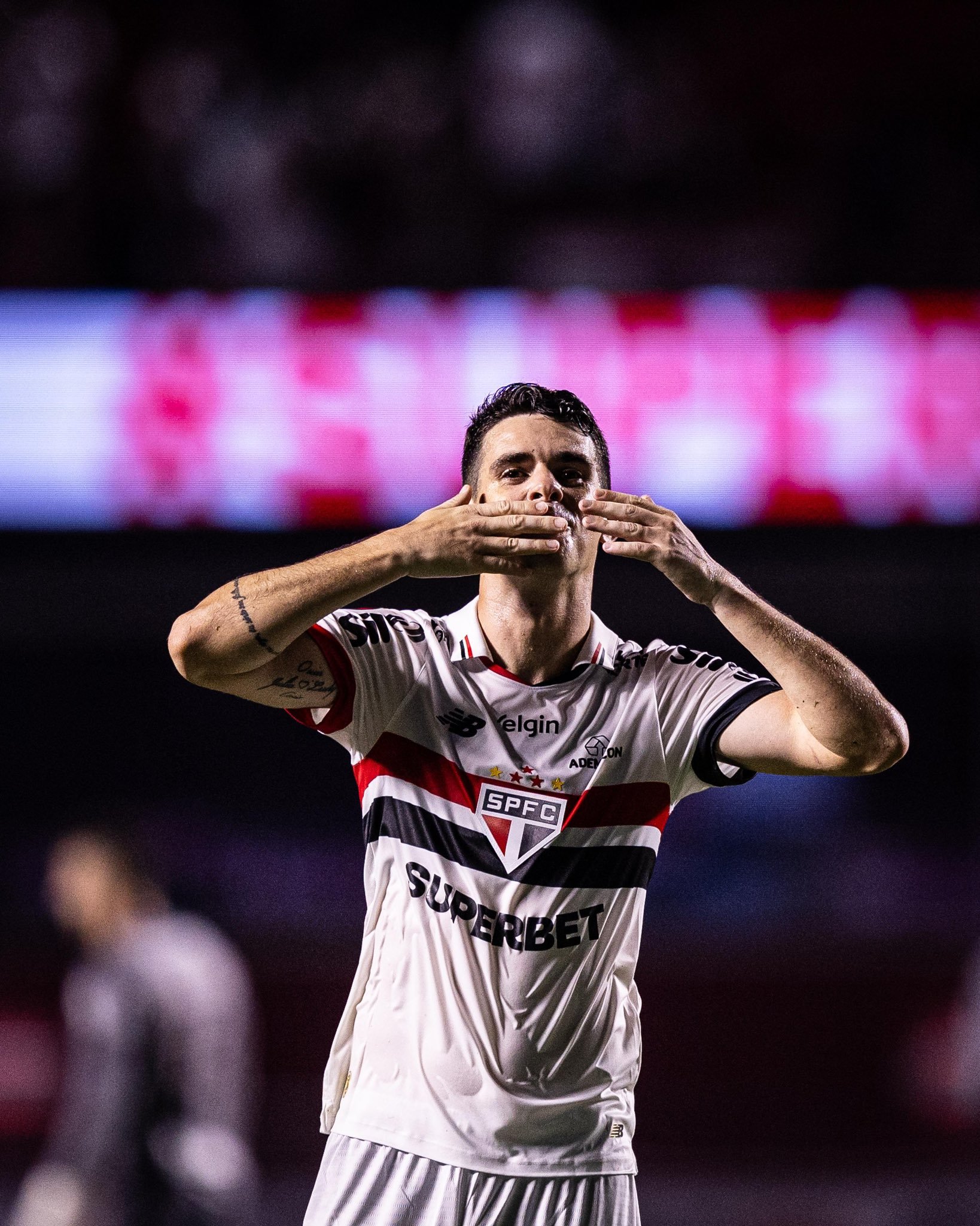 开云体育下载-包含斯里兰卡射击选手夺冠，展现独特风采的词条