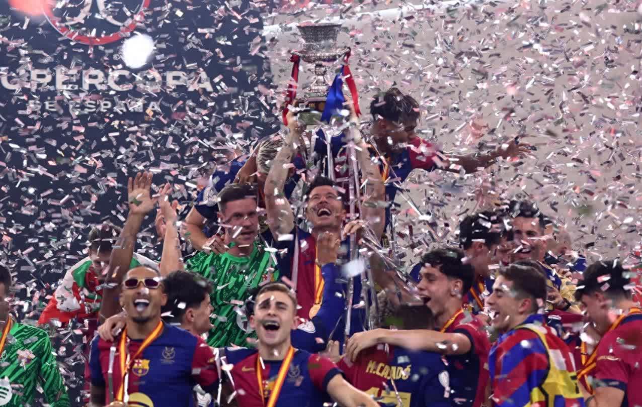 圣埃蒂安客场逼平，排名稳健登升