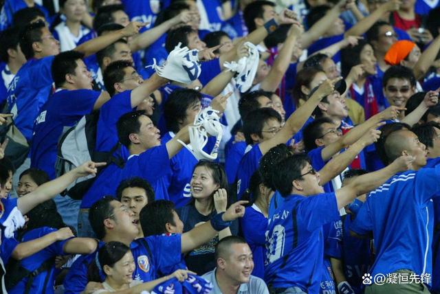 上海申花轻取海南队，豪取第二胜