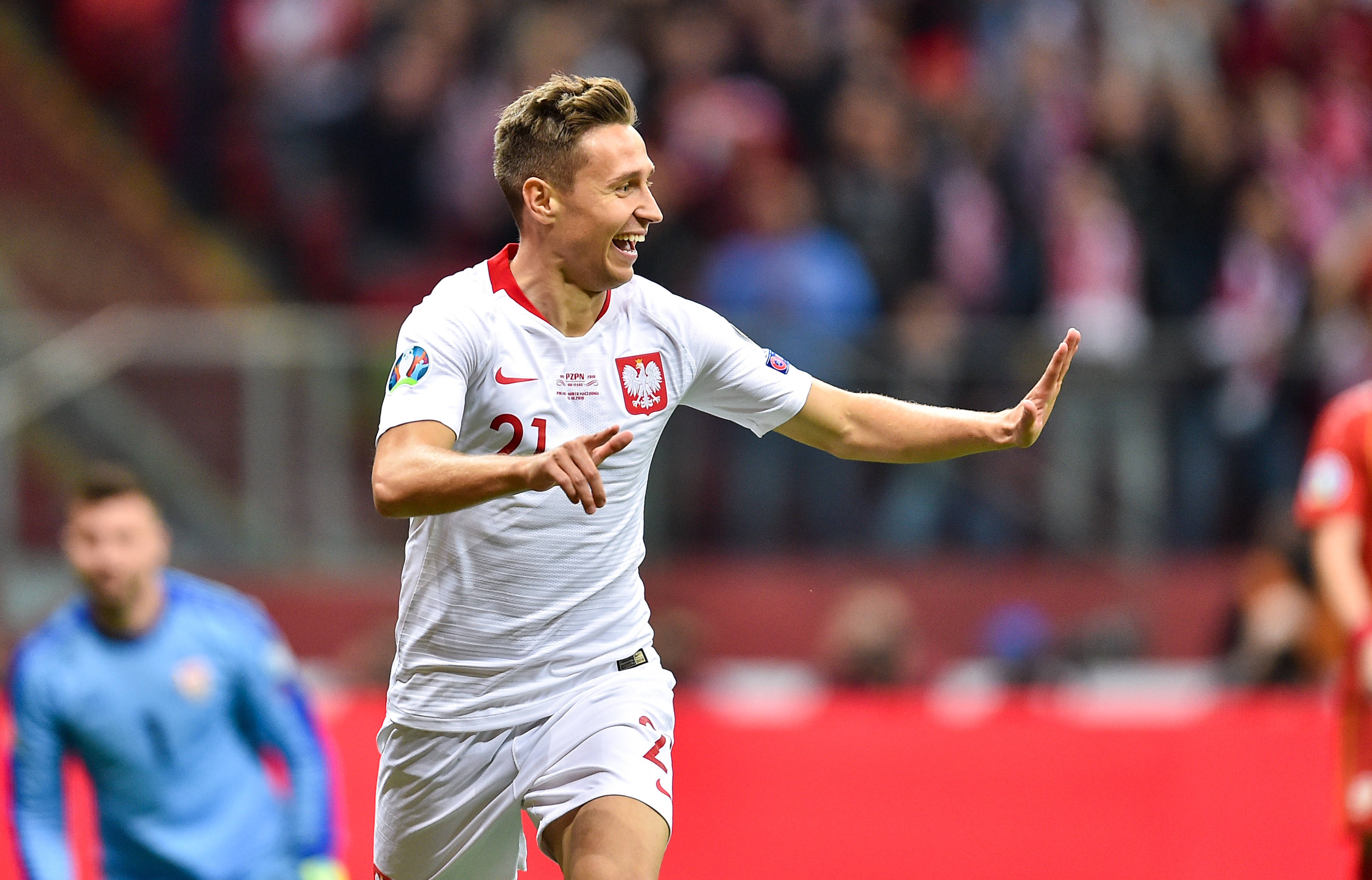 波兰客场大胜，晋级前景一片光明