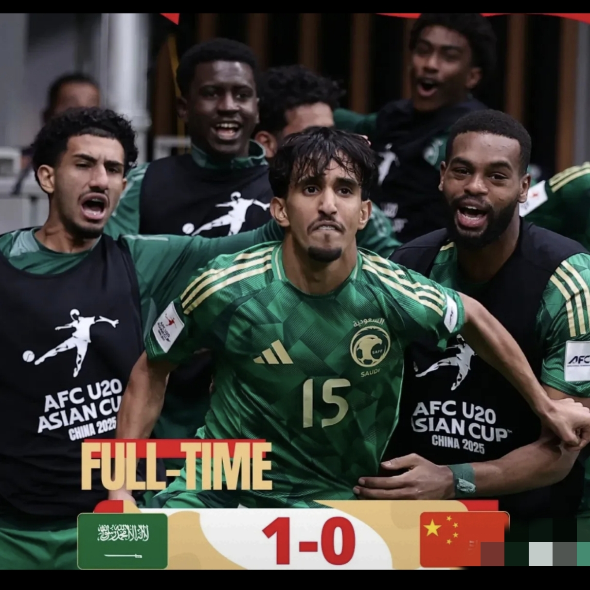 开云体育下载-沙特阿拉伯球队拼死争夺，成功突围