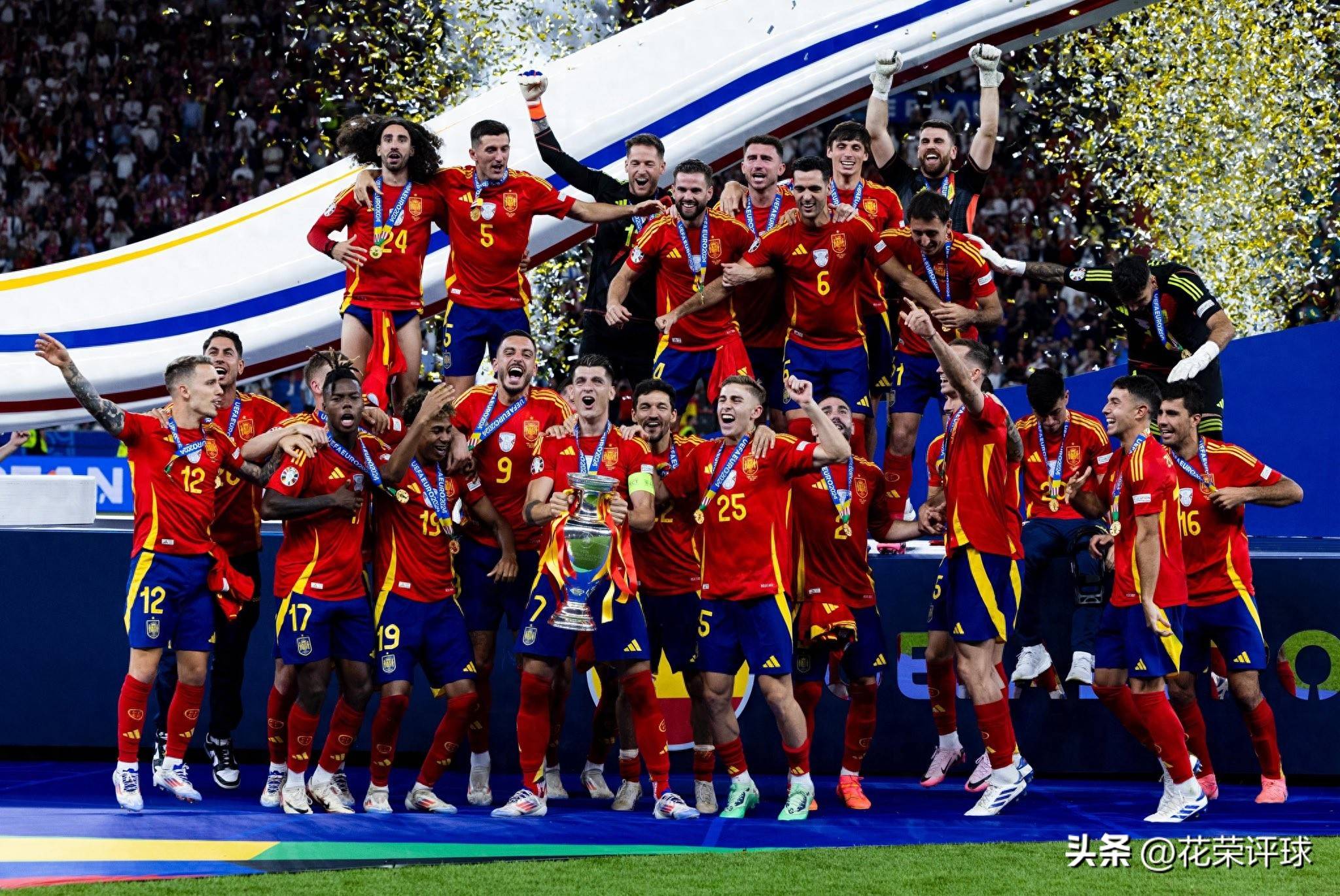 开云体育入口-欧洲杯燃爆体育场，各队士气高昂，角逐激烈