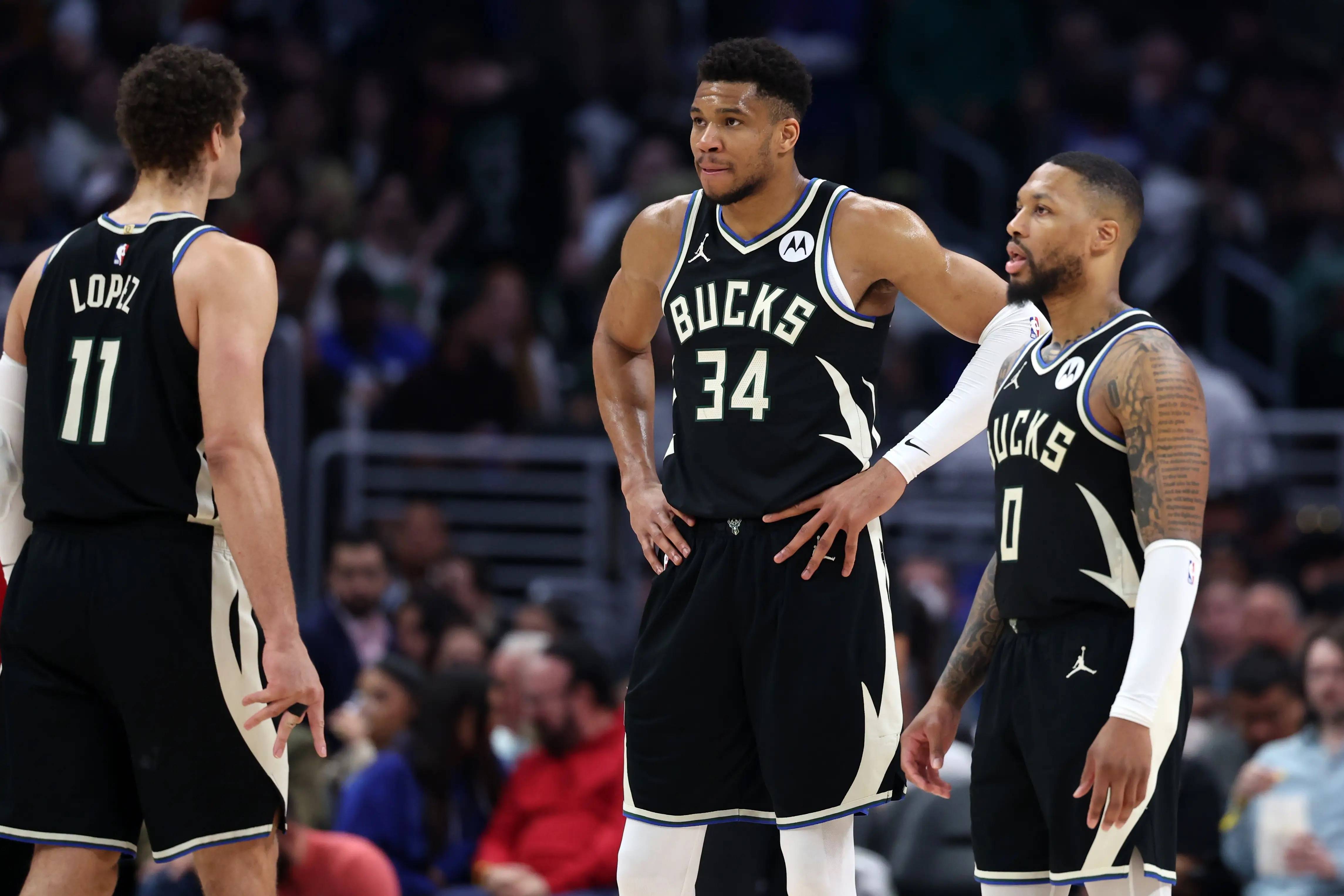 雄鹿超强防守，击溃对手攻势