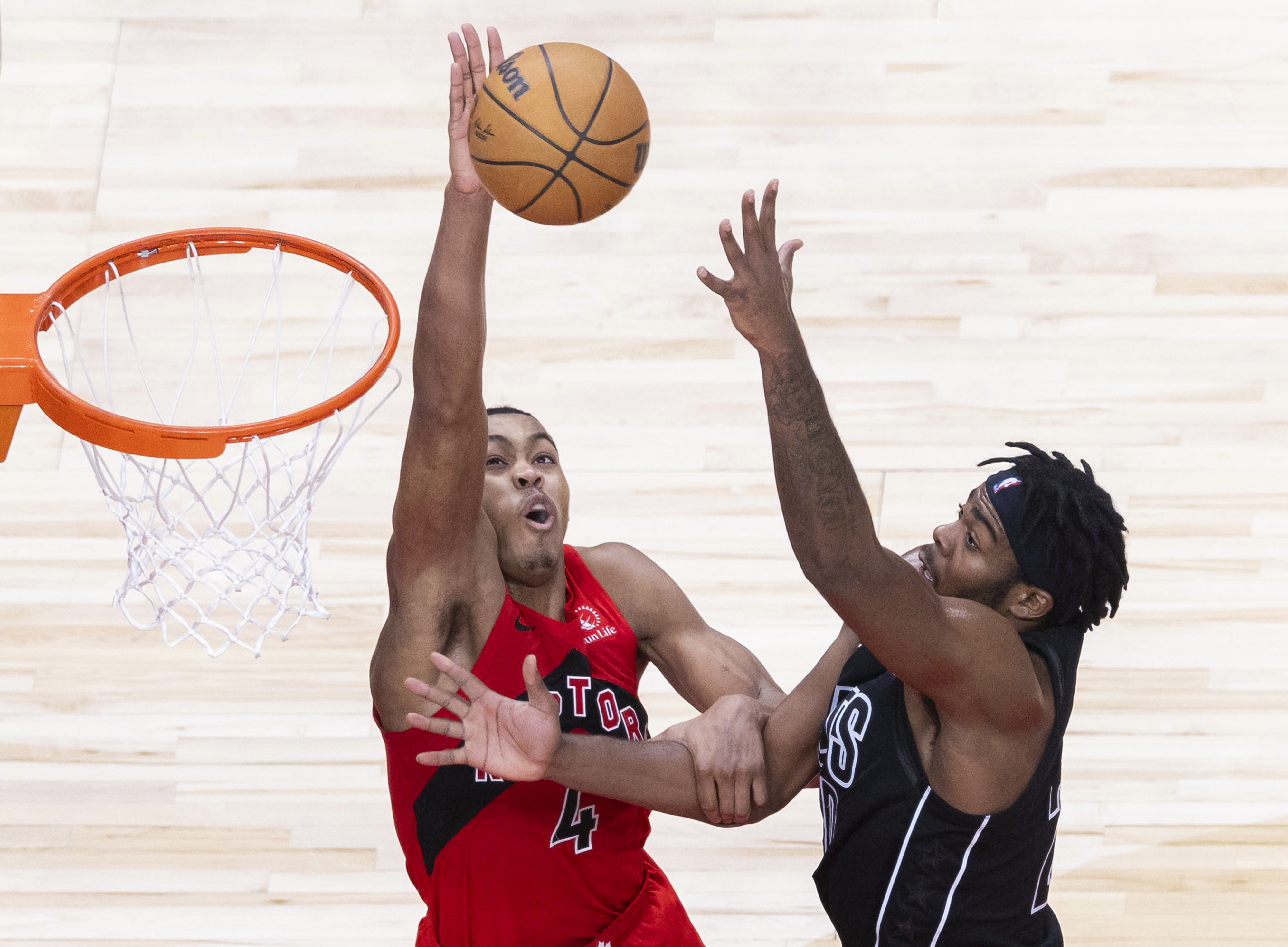 开云体育入口-关于猛龙球员膝盖受伤，或无缘下一场比赛的信息