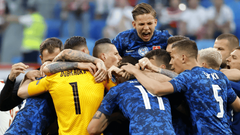 柏林赫塔主场惨败，德甲联赛形势严峻