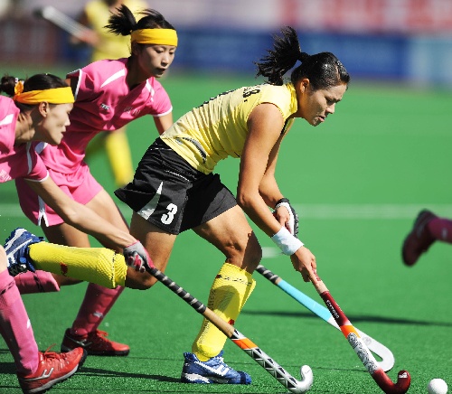 包含印度选手表现出色，女子曲棍球比赛引领潮流的词条