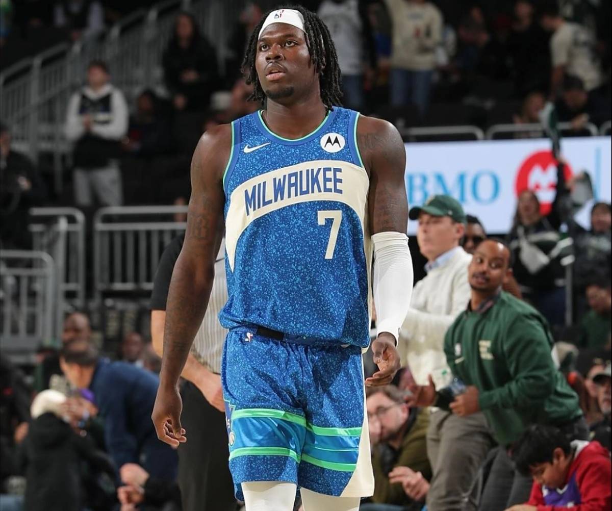 雄鹿球星加盟新球队，签约合同达成协议的简单介绍