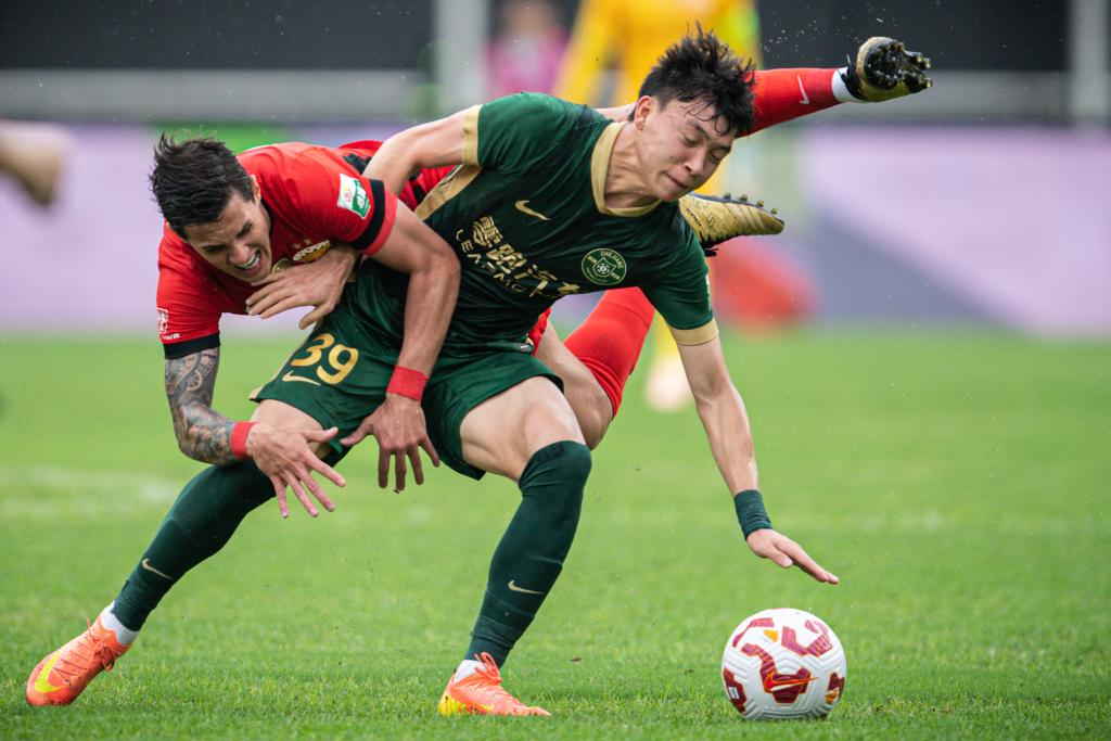 关于韩国球队挑战中超顶级球队，备战策略谨慎的信息