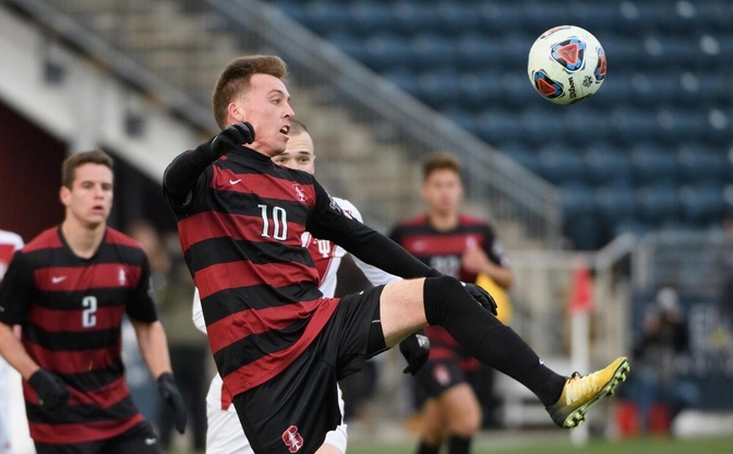 热那亚前锋进球功臣，展现强势实力