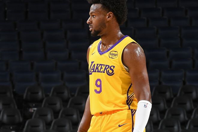 湖人赛季首败，被马刺逆袭实现绝杀的简单介绍