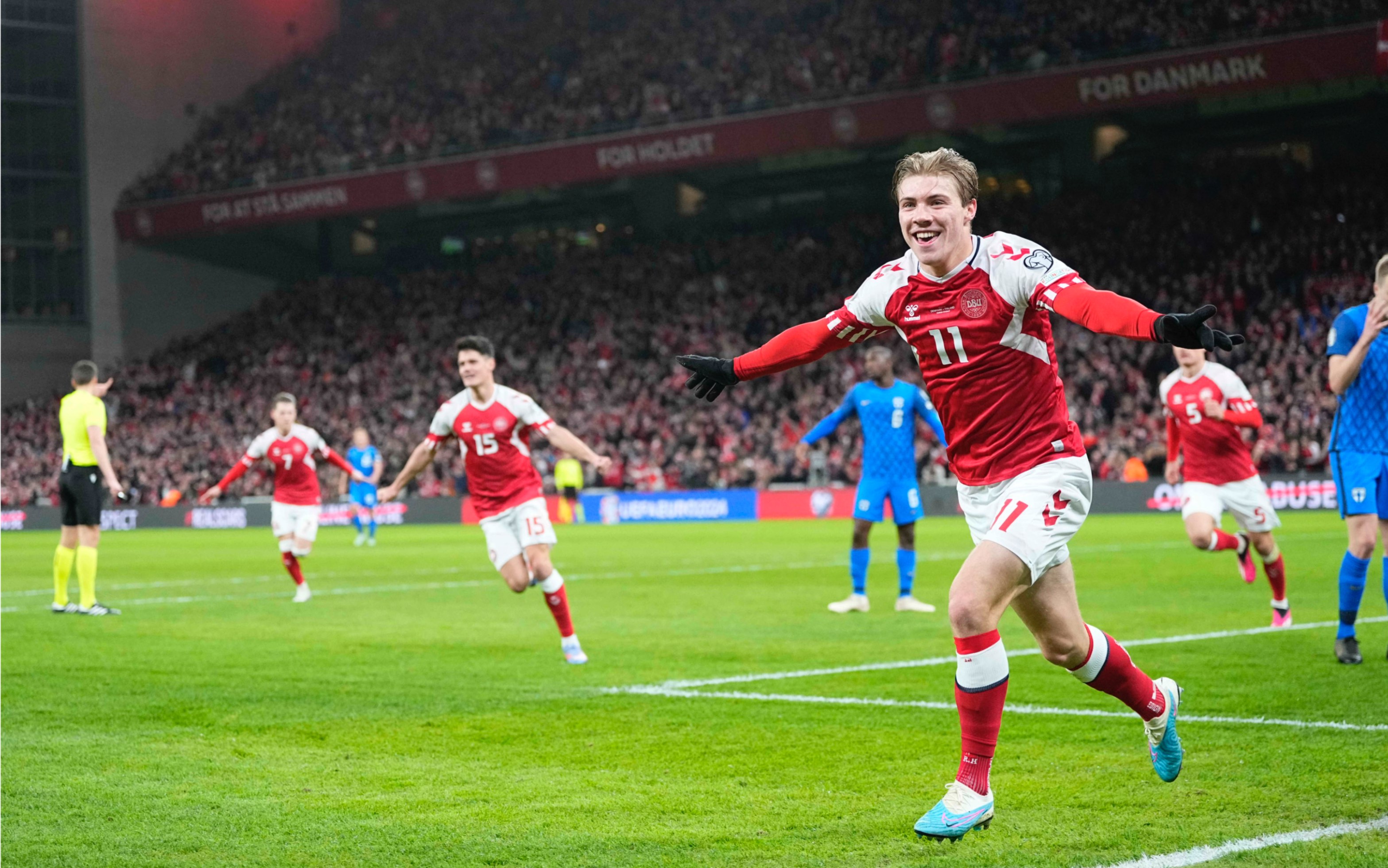 开云体育登录-比利时队长伤退，欧预赛希望蒙上阴影