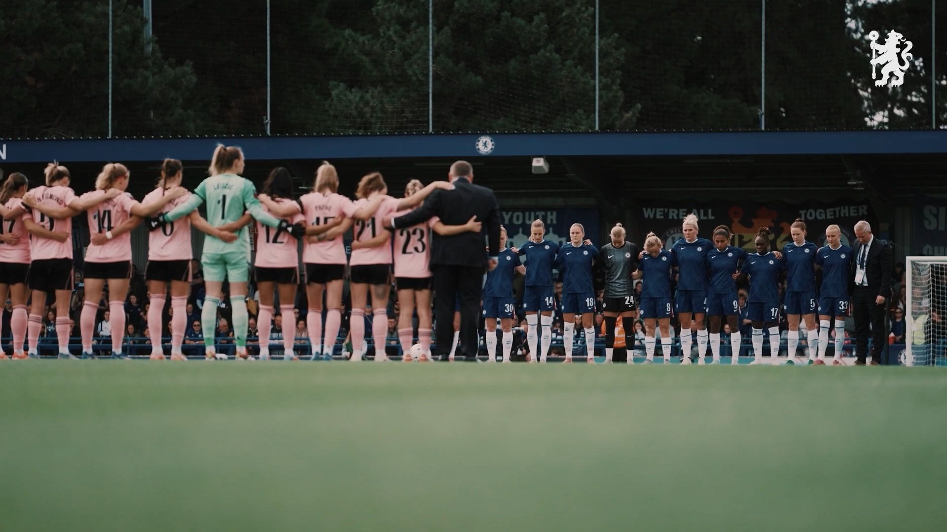 切尔西主场告捷，全取三分提前晋级淘汰赛