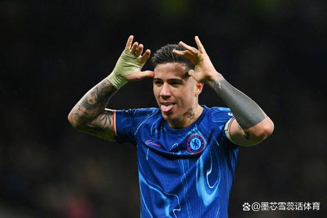 切尔西主场告捷，全取三分提前晋级淘汰赛