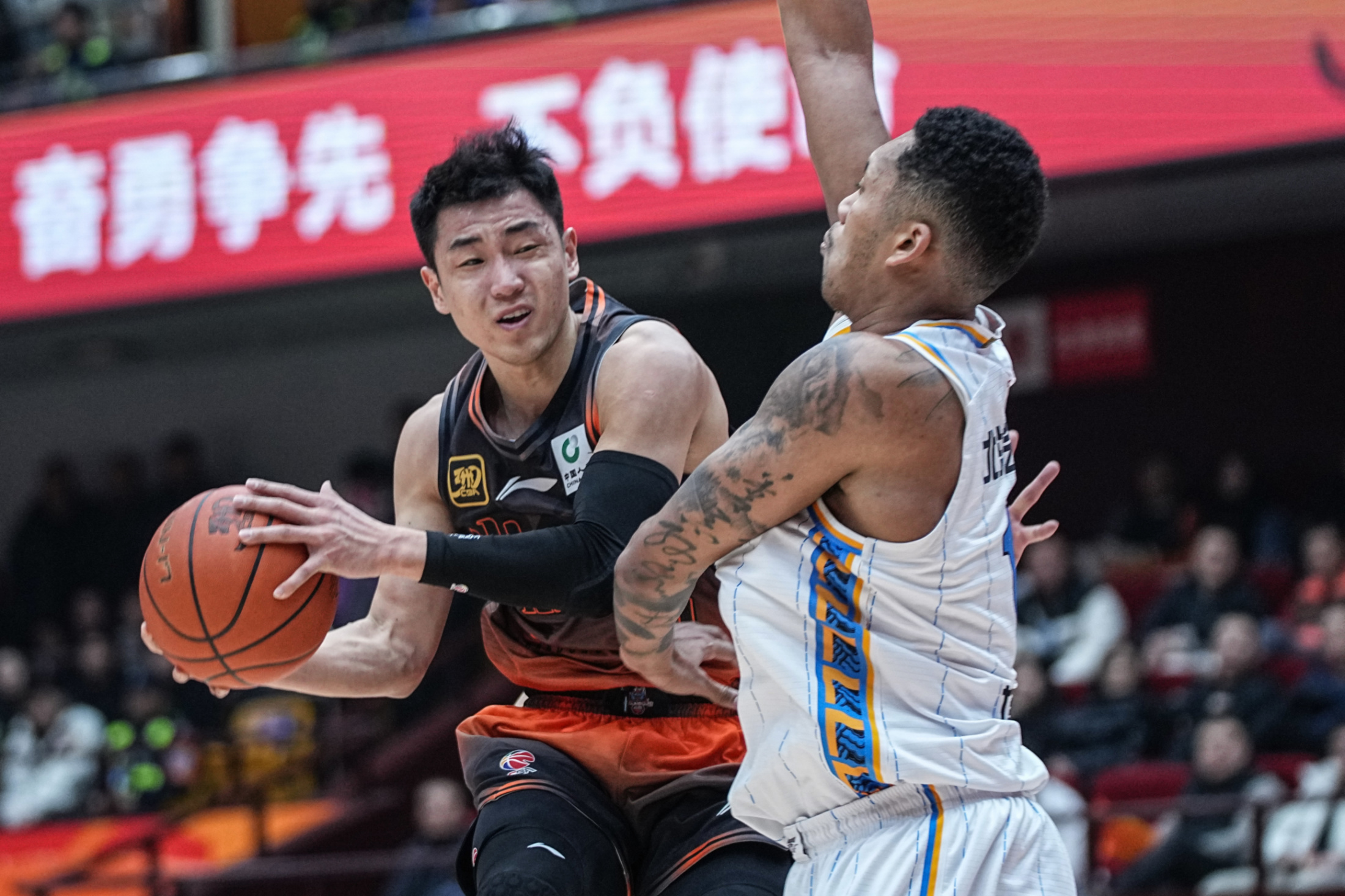 开云体育在线-关于青岛队绝杀灰熊，陶汉林状态火热的信息