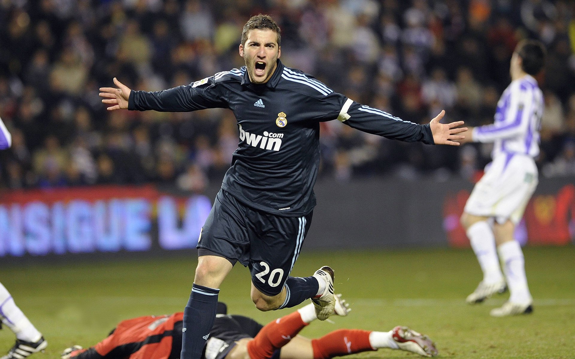 拉什福德式闪电，国际米兰如何以连续得分压制奥地利对手