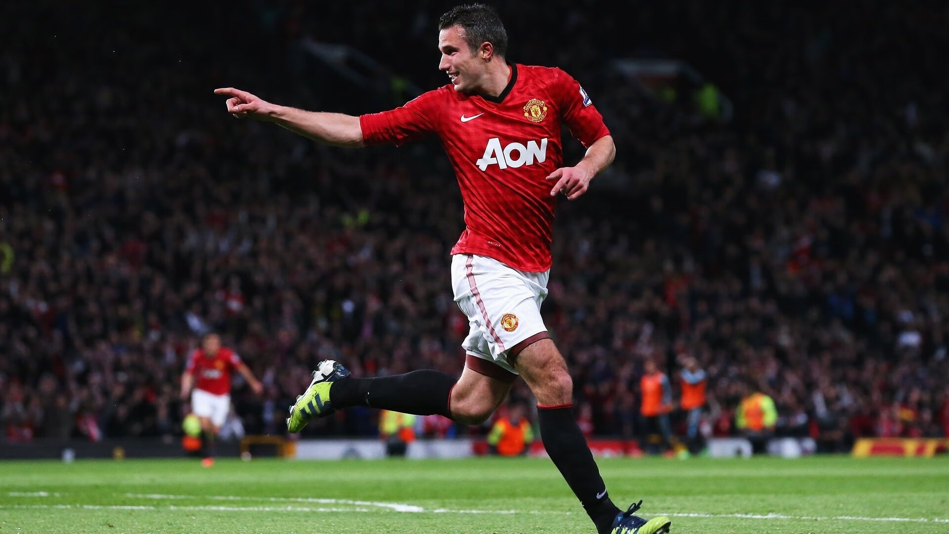 塞内加尔带走了曼城？当非洲足球的潮汐拍打欧洲赛场，李刚仁如何带队取胜